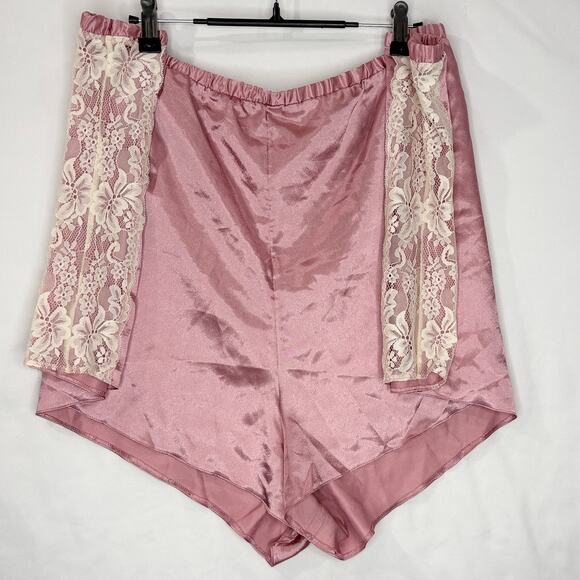 Fredericks of Hollywood Plus Size 4X Sexy PJs Pajamas Camisole Shorts Pink Satin - Picture 4 of 11